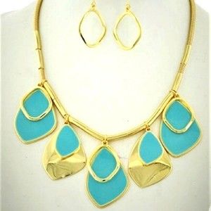 Turquoise Gold Necklace Set